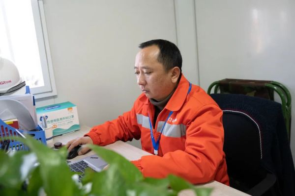 “磷”跑先鋒 | 李勝軍：以結(jié)果為導(dǎo)向，出色完成每一項(xiàng)任務(wù)