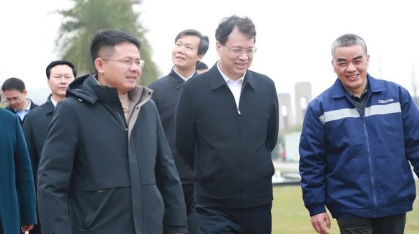 成績(jī)突飛猛進(jìn) | 時(shí)隔兩年，貴州省副省長(zhǎng)郭錫文再訪中偉