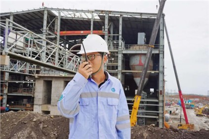 漂洋過海去奮斗丨李佳紅：奉獻(xiàn)海外、無悔堅(jiān)守的“海燕”