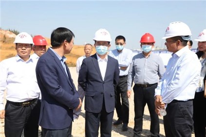 銅仁市委副書記、市長皮貴懷赴中偉鎳锍精煉硫酸鎳項(xiàng)目調(diào)研